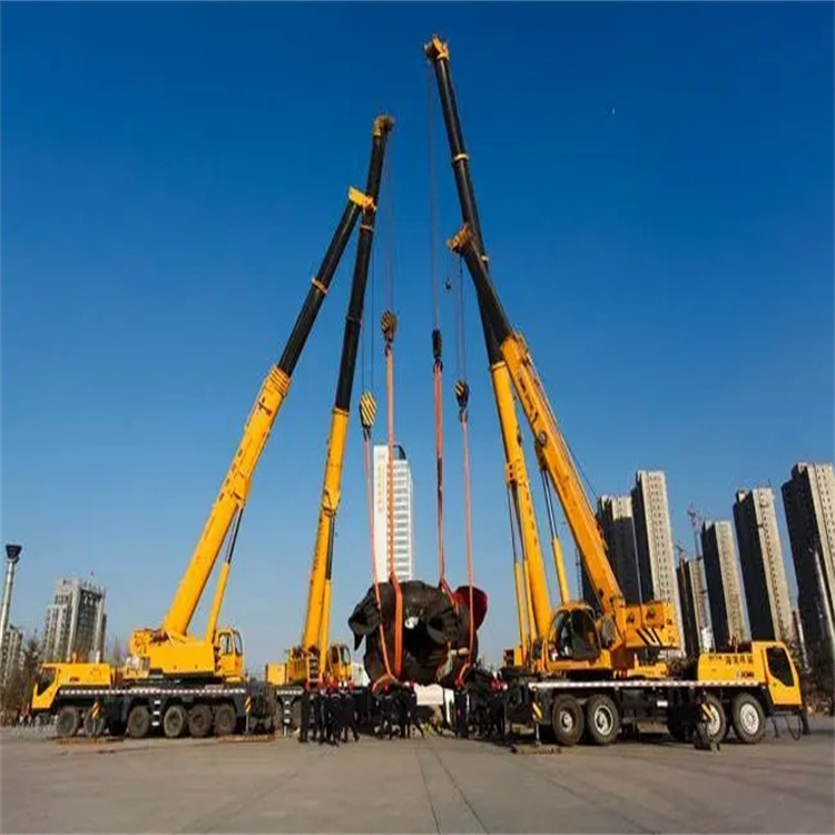 鄱阳吊集装箱的吊车多少钱